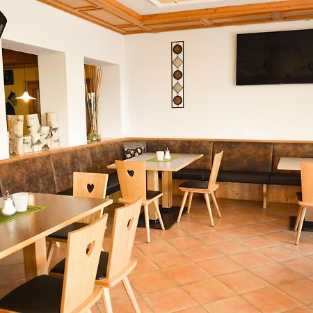 Berghotel Zum Zirm コッラルボ エクステリア 写真